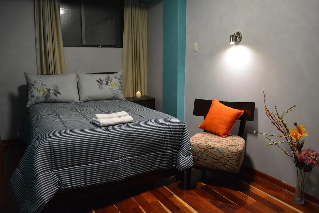 Comodo Y Seguro Homestay Куско Екстер'єр фото