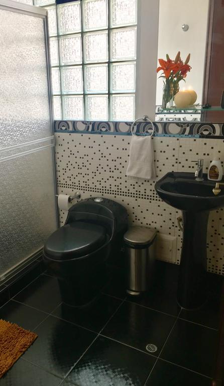 Comodo Y Seguro Homestay Куско Екстер'єр фото