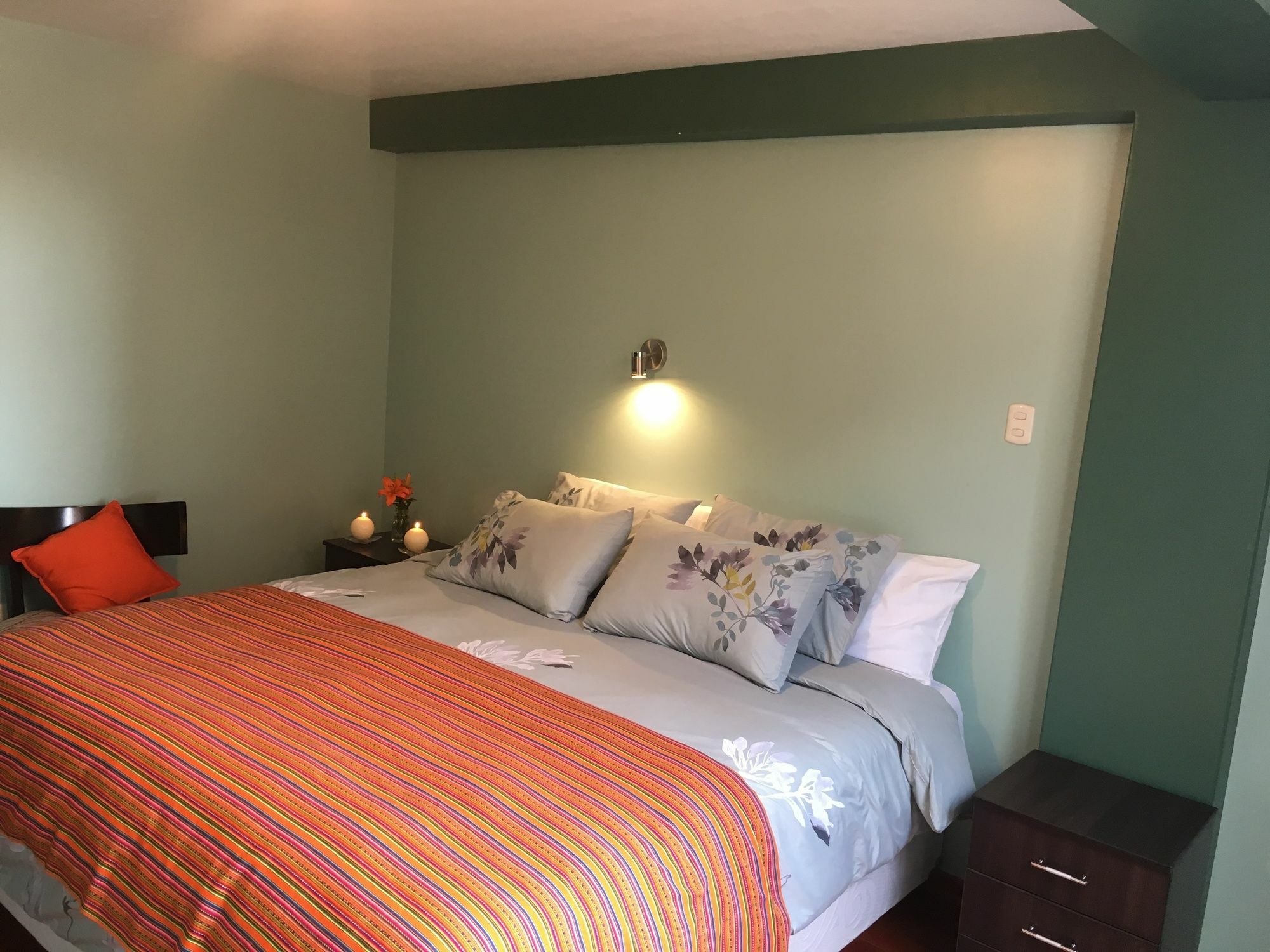 Comodo Y Seguro Homestay Куско Екстер'єр фото
